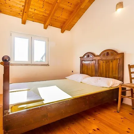 500 Meter Zum Sandstrand Mit Privatpool Сasa de vacaciones Medulin
